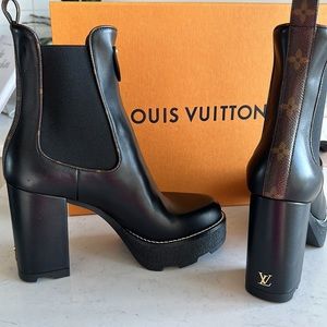 Louis Vuitton Lv 38.5 Beaubourg Ankle Boot BRAND NEW *****